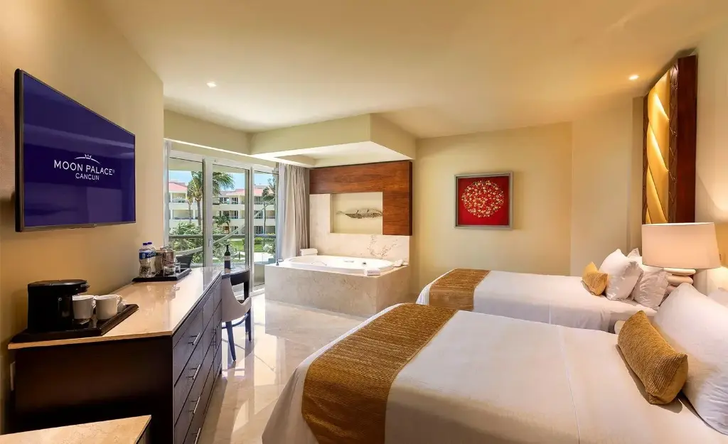 view-sunrise-deluxe-garden-view-suite-moon-palace-cancun_76ca5298e6.webp